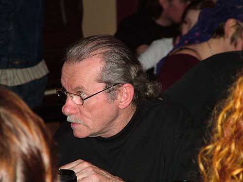 2004_0112stuarts0001